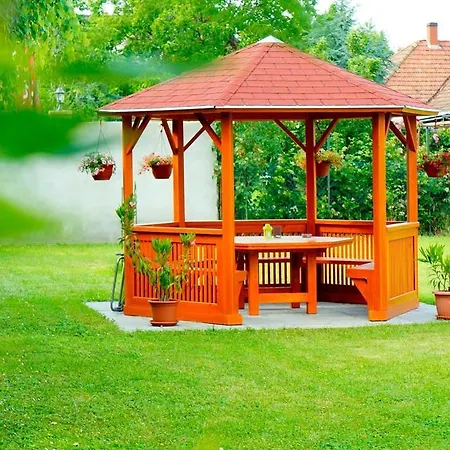 Eszterhaz Apartman Siofok