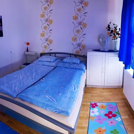 Eszterhaz Apartman Apartment Siofok